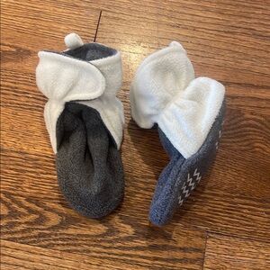 Gray and White Fleece Baby Booties